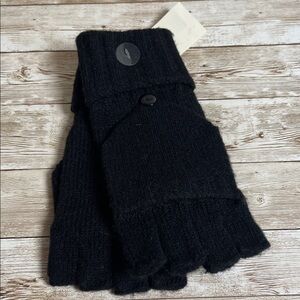 ON 34th NWT Black Convertible Knit‎ Gloves Retails $32